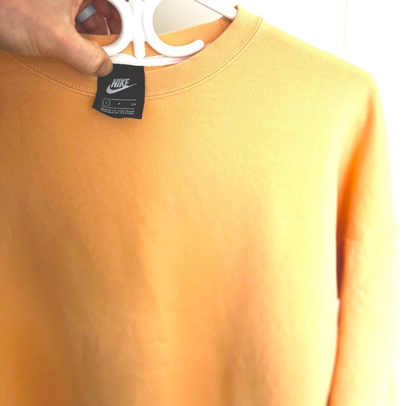 Nike Women’s Engineered Champions Crew Sweatshirt, Oversized, Creamsicle, Small - Picture 5 of 5